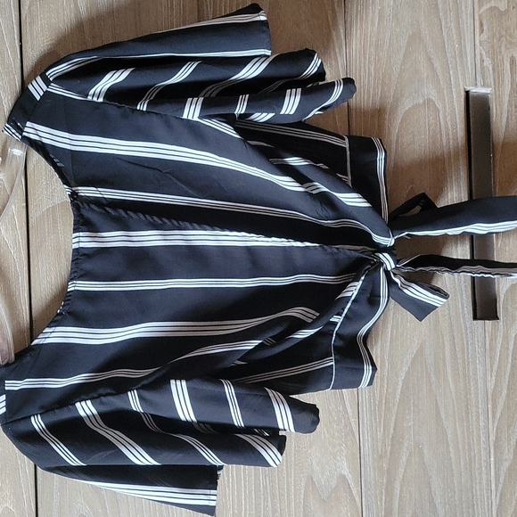 Open back top - Picture 3 of 4